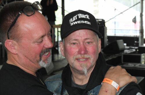 Årsmöte 25. Ny hedersmedlem Lars Carlsson och president Robert Bodin.